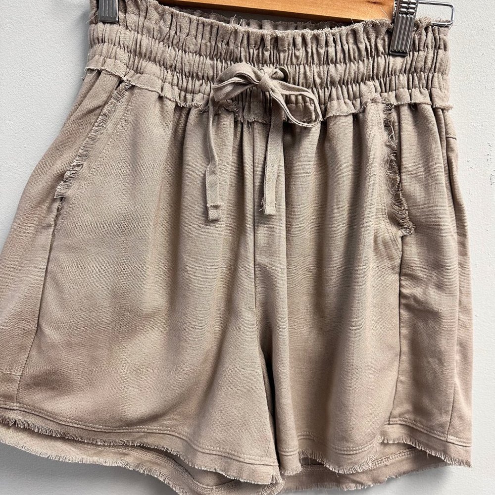 Linen Frayed Hem Drawstring Shorts with Pockets-Lt Mocha